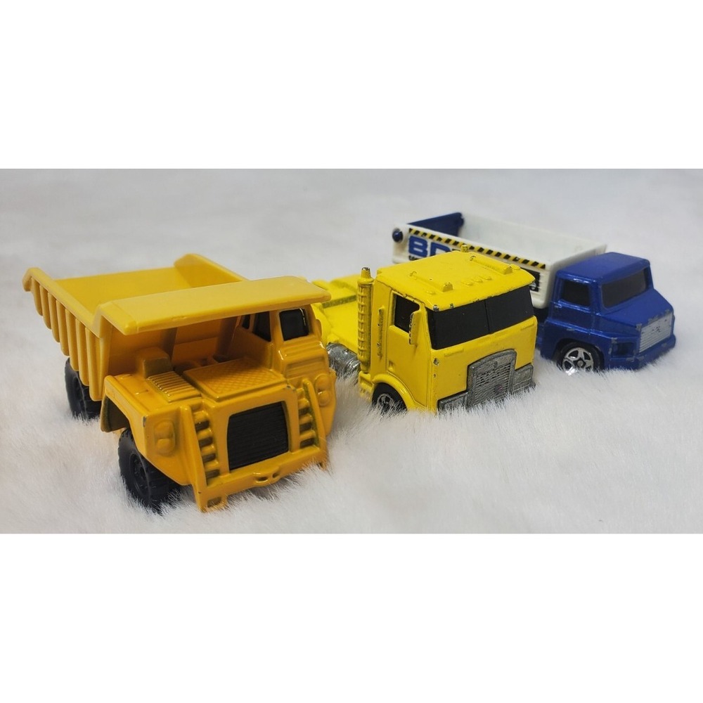 Hot Wheels 1986 Semi Truck Cab Tractor Cabover Yellow‎ Diecast Vintage Lot